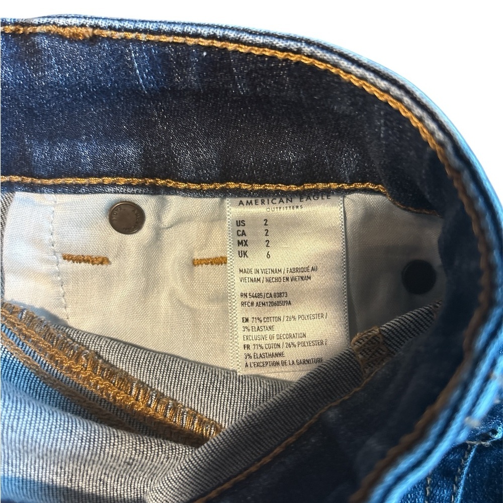 American Eagle Women’s Size 2 Hi Rise Shortie Shorts Jean Stretch Dark Wash - Picture 4 of 6